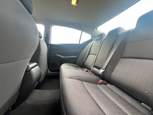 Used 2023 Nissan Altima 2.5 S FWD image 16