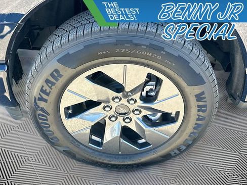 Used 2025 Ford F150 Lightning Flash image 31