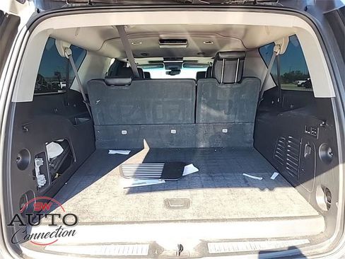 Used 2019 GMC Yukon XL SLT w/ Open Road Package image 9