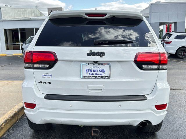 Used 2019 Jeep Grand Cherokee Altitude AWD/4WD image 7