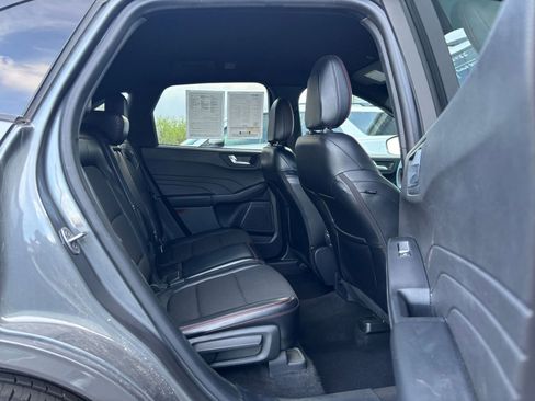 Used 2024 Ford Escape ST-Line image 27