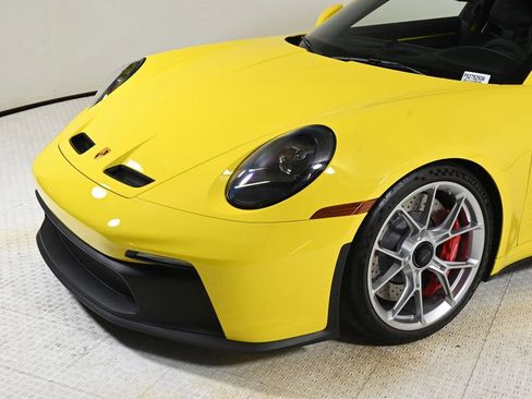 Used 2024 Porsche 911 GT3 image 31