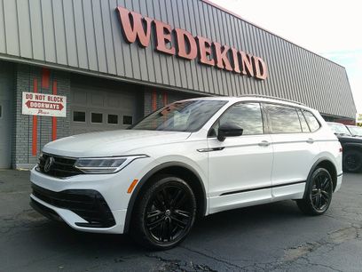 Used 2022 Volkswagen Tiguan SE R-Line