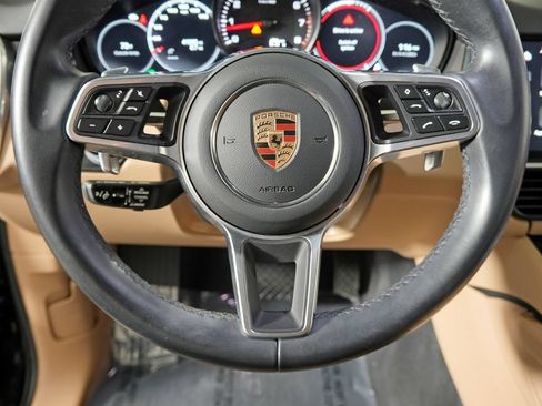 Certified 2023 Porsche Cayenne w/ Premium Package AWD/4WD image 24