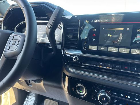 Used 2023 GMC Sierra 1500 Elevation image 20