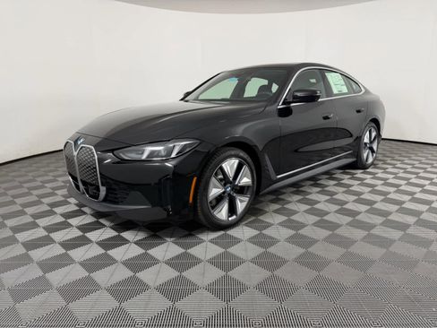 New 2026 BMW i4 eDrive40 w/ Parking Assistance Package image 7