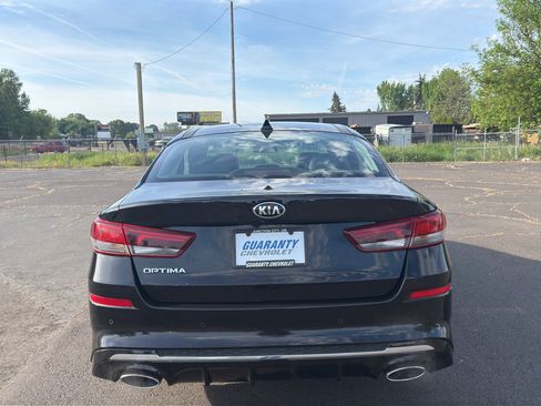 Used 2020 Kia Optima SE FWD image 22
