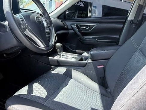 Used 2017 Nissan Altima 2.5 S w/ Power Driver Seat Package FWD image 10