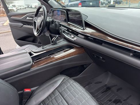 Used 2021 Cadillac Escalade Sport Platinum image 36