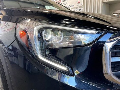 Used 2018 GMC Terrain SLE FWD image 24