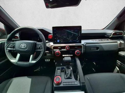 Used 2025 Toyota Tacoma TRD Sport RWD image 16