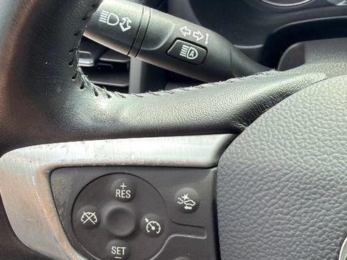 Used 2022 GMC Terrain SLT w/ Elevation Edition FWD image 16