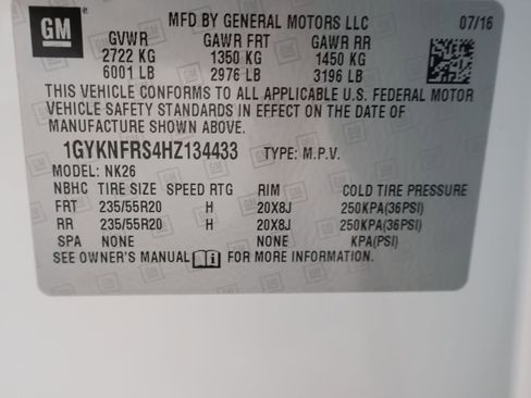 Used 2017 Cadillac XT5 Platinum w/ Driver Assist Package AWD/4WD image 26