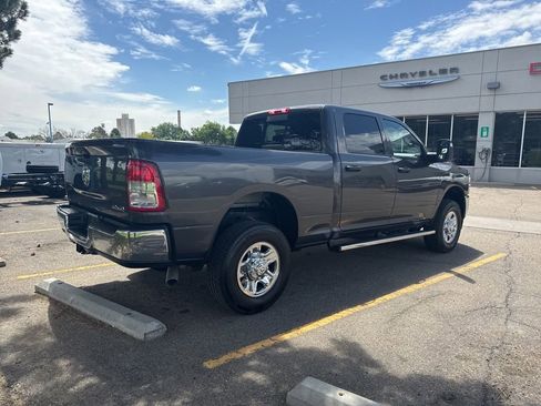 Used 2024 RAM 2500 Tradesman w/ Chrome Appearance Group AWD/4WD image 9
