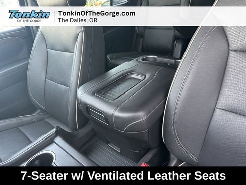 Used 2023 Chevrolet Tahoe Premier AWD/4WD image 18