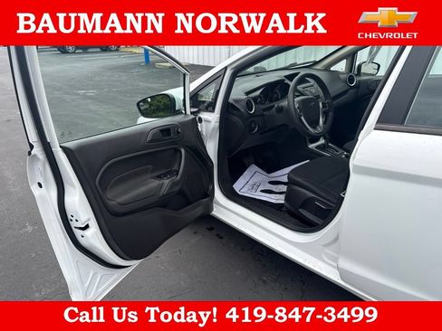 Used 2017 Ford Fiesta SE FWD image 13