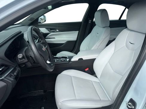 Used 2022 Cadillac CT4 Premium Luxury image 10