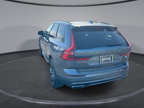Used 2021 Volvo XC60 T8 R-Design w/ Advanced Package AWD/4WD image 10