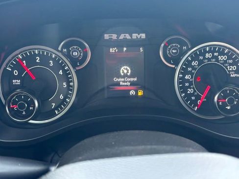 Used 2021 RAM 1500 Big Horn RWD image 29