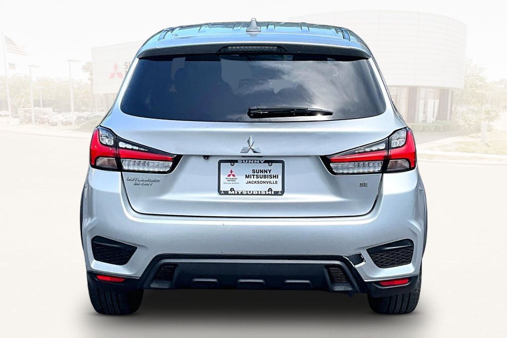Used 2020 Mitsubishi Outlander Sport SE AWD/4WD image 5