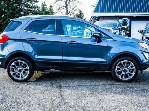 Used 2018 Ford EcoSport Titanium w/ Titanium Cold Weather Package image 10