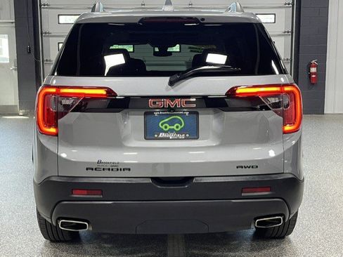 Certified 2023 GMC Acadia SLE w/ Driver Convenience Package AWD/4WD image 4