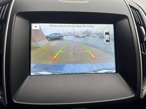 Used 2018 Ford Edge SEL w/ Equipment Group 201A image 21