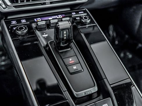 Used 2022 Porsche 911 Turbo S image 44