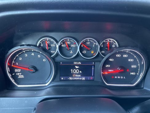Used 2021 Chevrolet Silverado 1500 RST AWD/4WD image 32