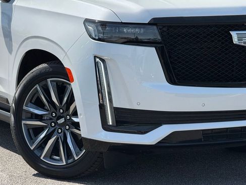 Used 2021 Cadillac Escalade ESV Sport w/ Driver Assist Tech Package image 12