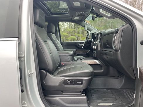 Used 2020 GMC Sierra 2500 Denali w/ Denali Ultimate Package AWD/4WD image 33