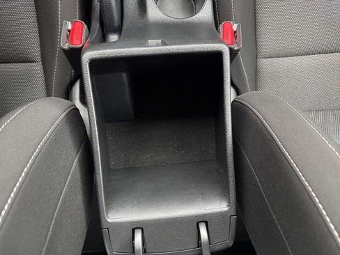 Used 2023 Kia Forte LXS w/ LXS Technology Package image 32