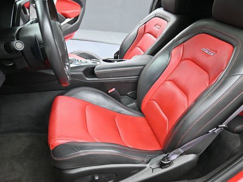 Used 2016 Chevrolet Camaro SS RWD image 10