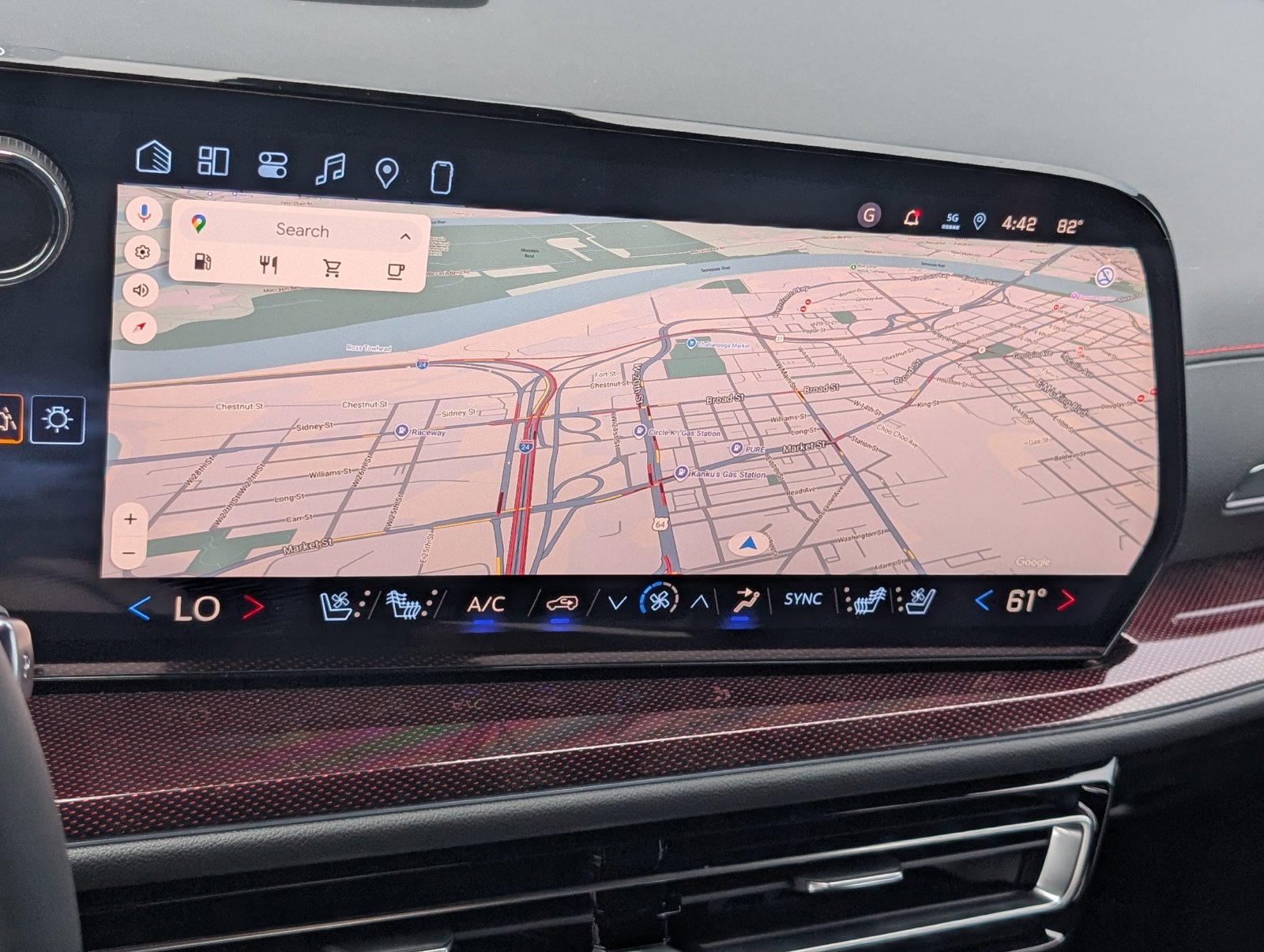 New 2027 Chevrolet Traverse RS w/ LPO, Assistance Package FWD image 12