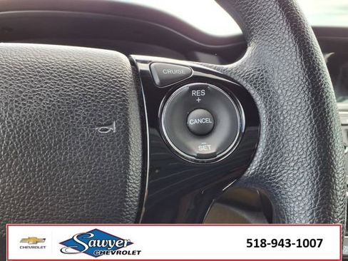 Used 2017 Honda Accord LX image 15