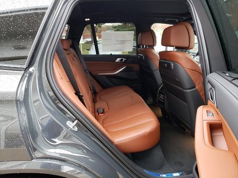 New 2026 BMW X5 M60i image 18