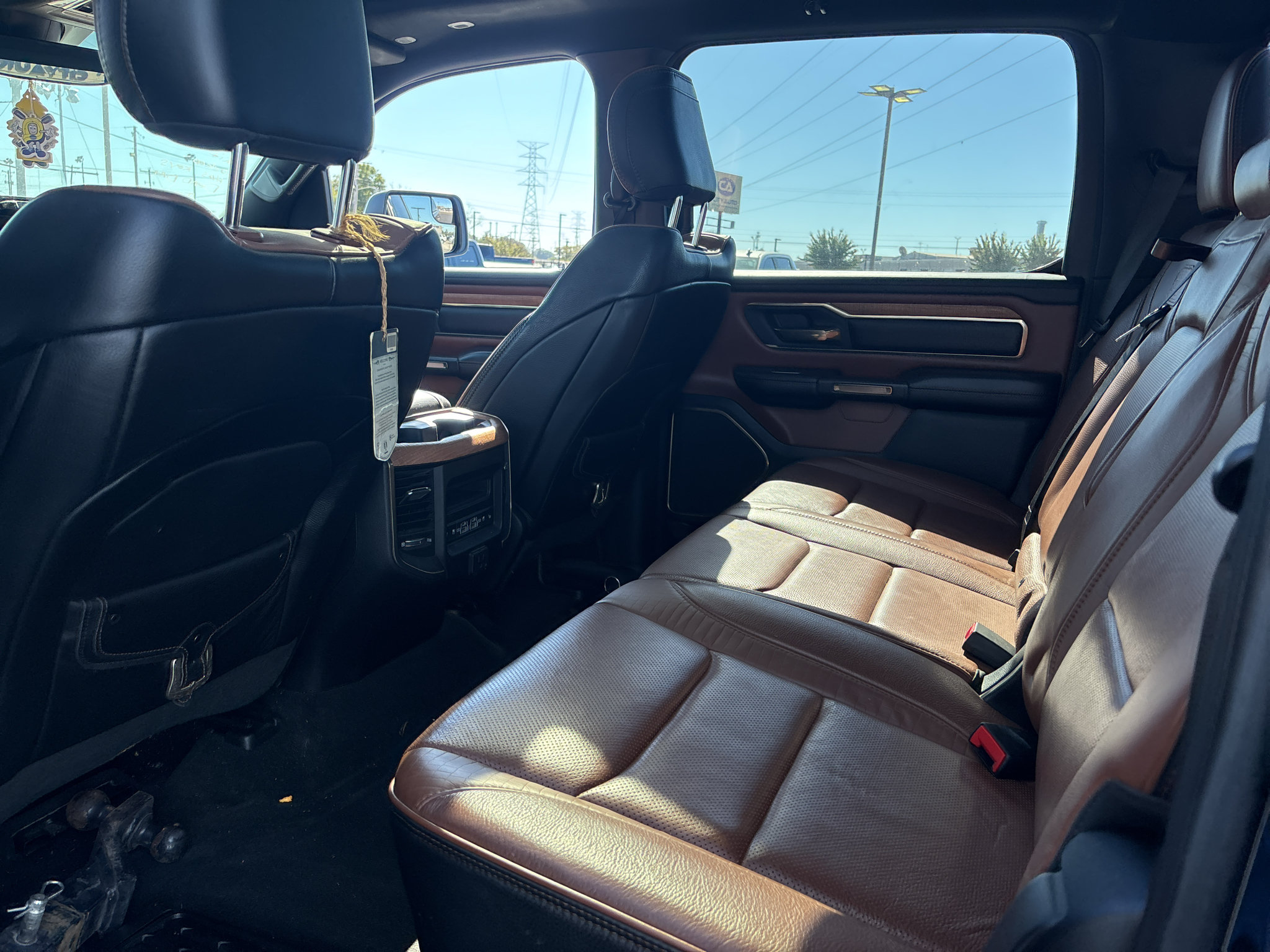 Used 2021 RAM 1500 Limited AWD/4WD image 16