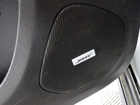 Used 2018 Chevrolet Volt Premier w/ Driver Confidence Package image 3