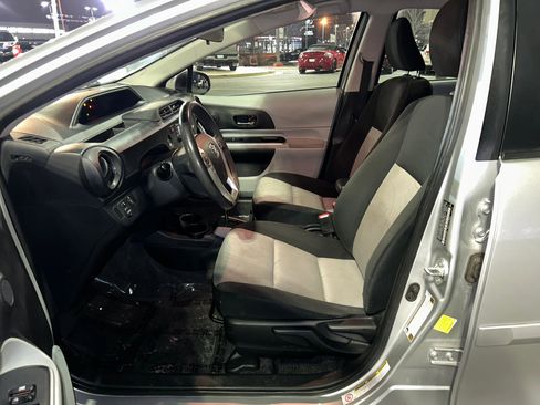 Used 2014 Toyota Prius C Three image 11