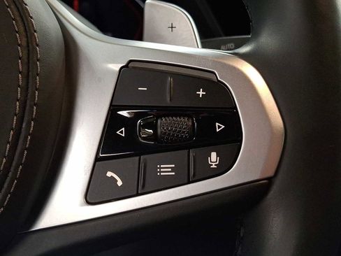 Used 2022 BMW X6 xDrive40i w/ Executive Package image 19