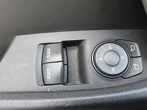 Used 2020 Chevrolet Camaro LT image 28