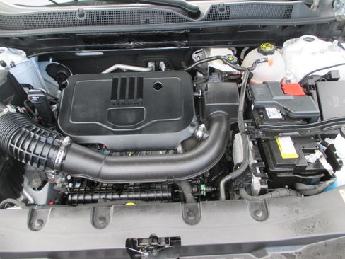 Used 2023 Chevrolet Blazer Premier w/ Enhanced Convenience Package AWD/4WD image 32