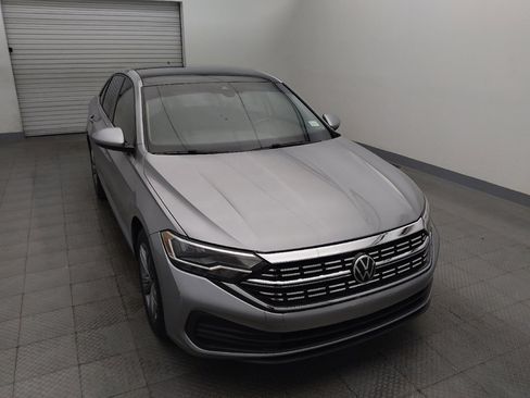 Used 2022 Volkswagen Jetta SE FWD image 14