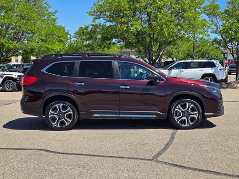 Used 2024 Subaru Ascent Touring AWD/4WD image 2