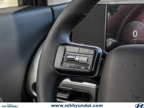 New 2026 Hyundai Ioniq 9 SE AWD/4WD image 16