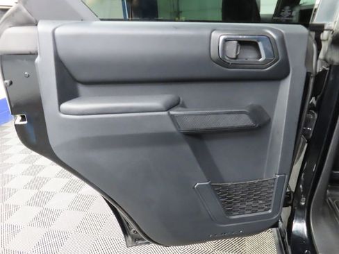 Used 2025 Ford Bronco Badlands w/ Sasquatch Package AWD/4WD image 67
