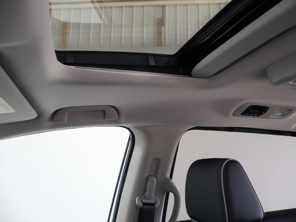 New 2027 Honda Odyssey Touring image 27