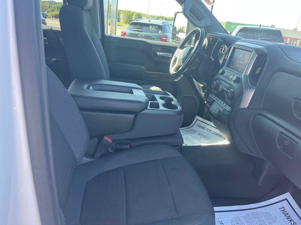 Used 2021 Chevrolet Silverado 1500 RST w/ Max Trailering Package AWD/4WD image 30
