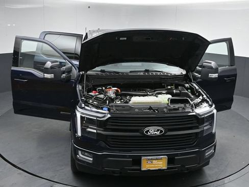 Certified 2025 Ford F150 Platinum w/ Equipment Group 702A High AWD/4WD image 54