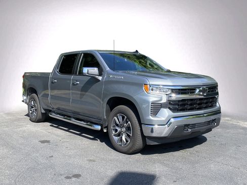 Used 2025 Chevrolet Silverado 1500 LT AWD/4WD image 2